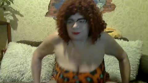 Snapshot of merryberry77 chatting on 01/22/25, 07:46 MerryBerry online show from 01/22/25, 07:46