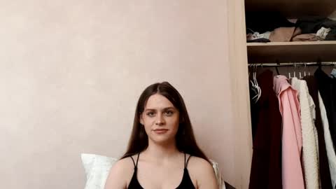 Aurora online show from 04/22/26, 07:00