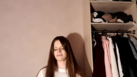 Aurora online show from 04/22/26, 07:15