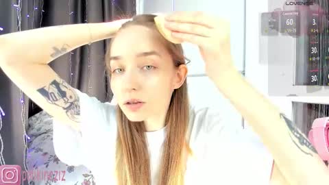 Sara online show from 03/10/26, 10:53