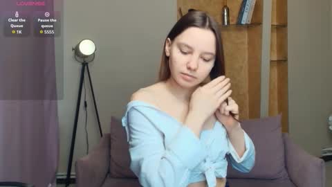 Lollita online show from 12/18/25, 10:10