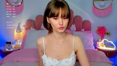 Snapshot of merylew chatting on 11/02/25, 06:16 Anna online show from 11/02/25, 06:16