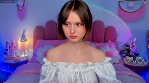 Snapshot of merylew chatting on 12/16/25, 06:18 Anna online show from 12/16/25, 06:18