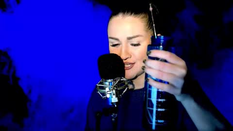 Snapshot of mesaland chatting on 09/26/25, 06:56 Meskhimusic online show from 09/26/25, 06:56