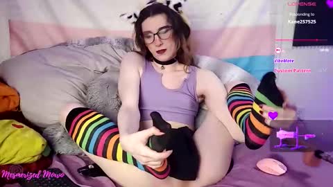 Snapshot of mesmerized_mowo chatting on 01/14/26, 05:29 mesmerized_mowo online show from 01/14/26, 05:29