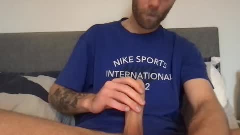 messageme11 online show from 12/17/24, 01:05