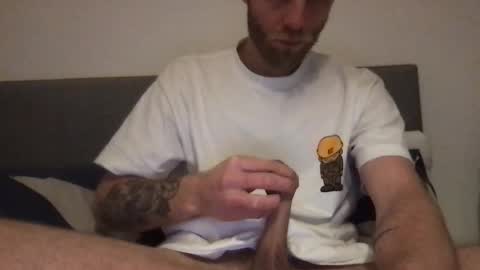 messageme11 online show from 01/19/25, 05:18