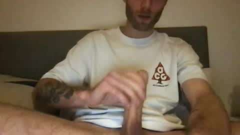 messageme11 online show from 11/21/25, 06:28