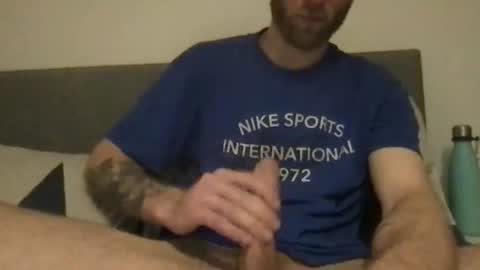 messageme11 online show from 02/04/26, 10:36