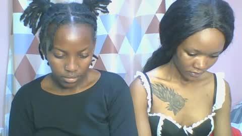 Snapshot of messyluna chatting on 07/10/26, 02:27 meggy and bree online show from 07/10/26, 02:27