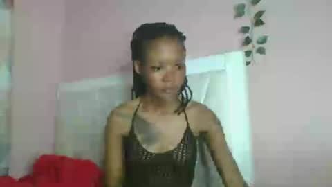 Snapshot of messyluna chatting on 07/23/26, 09:57 meggy and bree online show from 07/23/26, 09:57