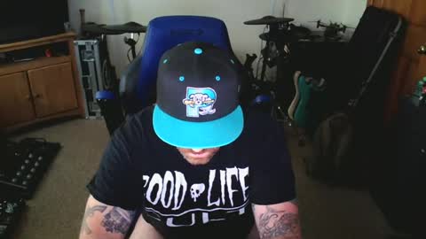 Snapshot of metalhead18787 chatting on 07/19/26, 11:14 metalhead18787 online show from 07/19/26, 11:14