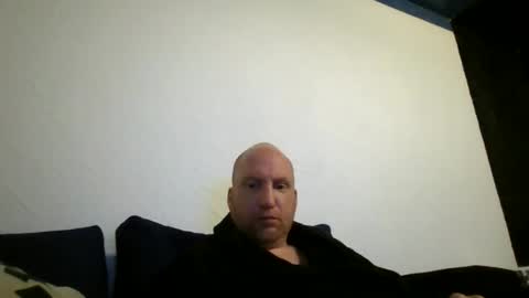 metaller123456 online show from 12/23/25, 05:38