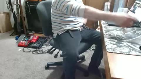 Snapshot of metalsharkk chatting on 02/22/25, 07:45 metalsharkk online show from 02/22/25, 07:45