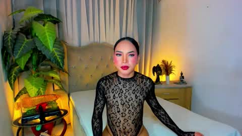 Snapshot of metawinathan chatting on 11/30/25, 07:56 myka online show from 11/30/25, 07:56