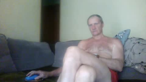Snapshot of metcas chatting on 06/22/26, 12:02 metcas online show from 06/22/26, 12:02