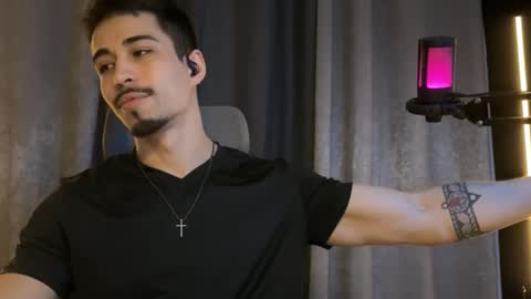 mettew22cm online show from 11/29/25, 07:22