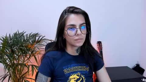 Meurif online show from 02/21/25, 06:04