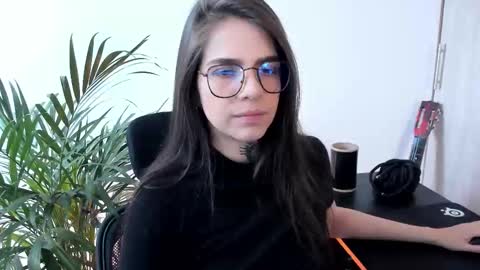 Meurif online show from 10/19/25, 01:12