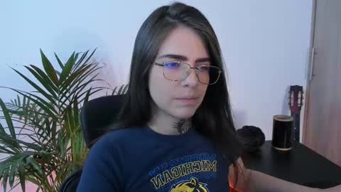 Meurif online show from 12/22/25, 04:15