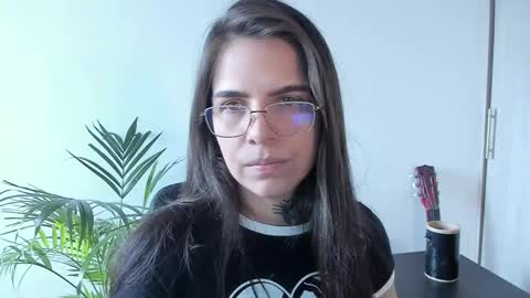 Snapshot of meurief chatting on 06/03/26, 02:44 Meurif online show from 06/03/26, 02:44