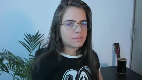 Snapshot of meurief chatting on 06/07/26, 01:10 Meurif online show from 06/07/26, 01:10