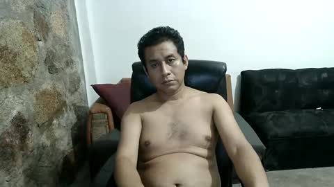 Snapshot of mexatre chatting on 10/13/25, 03:28 mexatre online show from 10/13/25, 03:28