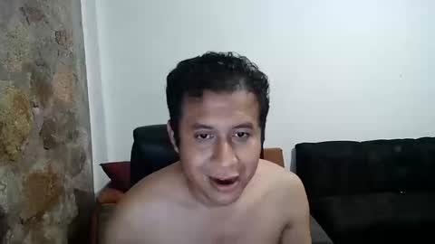 Snapshot of mexatre chatting on 10/17/25, 02:04 mexatre online show from 10/17/25, 02:04