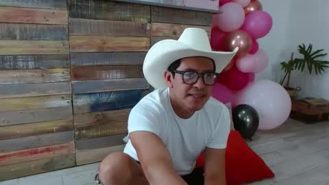 YisusMx online show from 12/02/24, 07:27