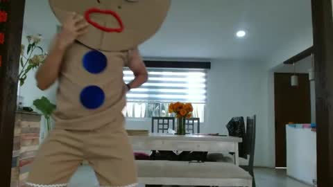 YisusMx online show from 10/30/25, 09:37