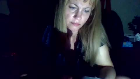 mezzy69 online show from 10/27/25, 08:40