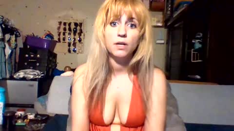 Snapshot of mezzy69 chatting on 07/07/26, 10:19 mezzy69 online show from 07/07/26, 10:19
