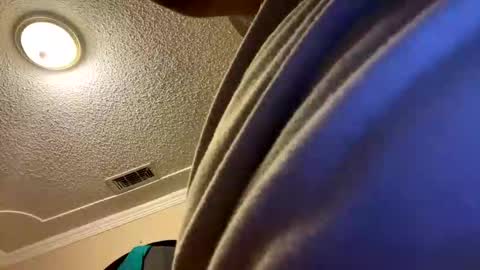 Snapshot of mgjg0812 chatting on 10/31/25, 08:21 mgjg0812 online show from 10/31/25, 08:21