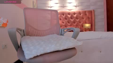 melissa online show from 03/10/25, 01:34