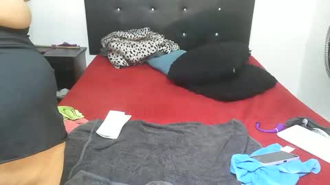 mhia1972 online show from 02/10/26, 05:06