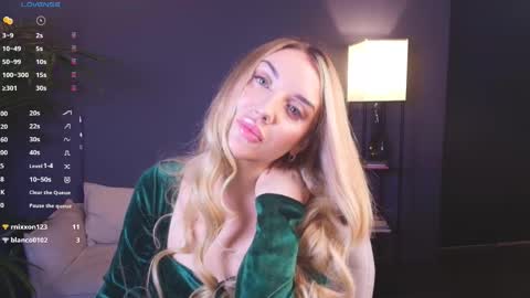 mi1a_ online show from 12/05/25, 03:26