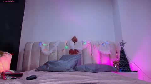 Emi online show from 12/17/25, 07:20