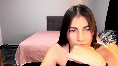 mia_18nice online show from 03/28/26, 08:19