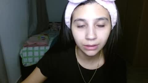 Mia online show from 09/23/25, 05:32