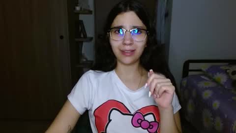 Mia online show from 01/07/26, 04:48