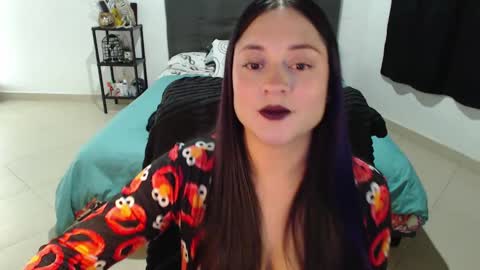 mia online show from 12/02/24, 01:14