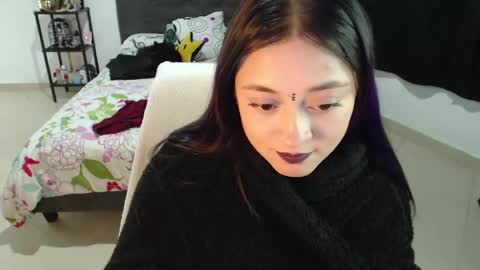 mia online show from 12/05/24, 04:31