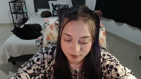 mia online show from 12/16/24, 02:25