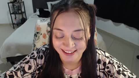 mia online show from 12/16/24, 05:27