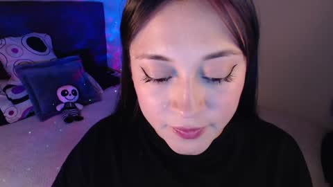 mia online show from 02/02/25, 11:53