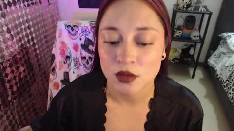 mia online show from 09/13/25, 01:27