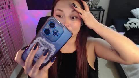 mia online show from 09/20/25, 01:28