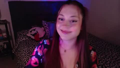 mia online show from 11/13/25, 01:37