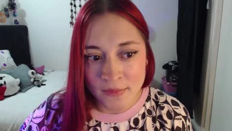 Snapshot of mia_adams_red chatting on 01/14/26, 01:22 mia online show from 01/14/26, 01:22