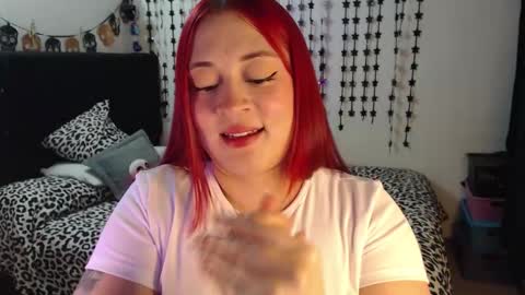 Snapshot of mia_adams_red chatting on 02/21/26, 11:28 mia online show from 02/21/26, 11:28